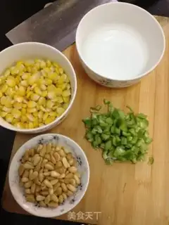 Make pine nut corn step 0
