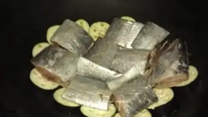 Make Stewed hairtail with eggplant without oil step 5