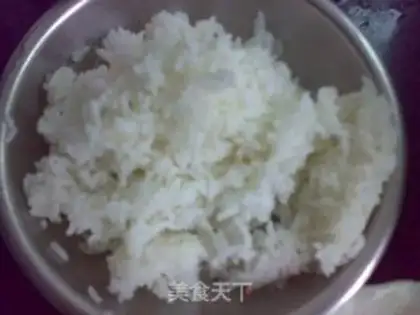 Make Red dates chicken egg fried rice step 2