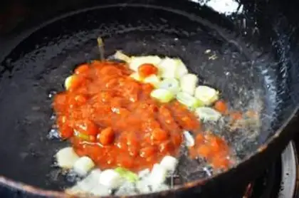 Make fried potato wings in soy sauce step 4