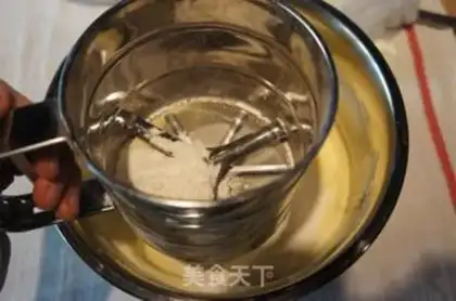 Make cake roll step 21