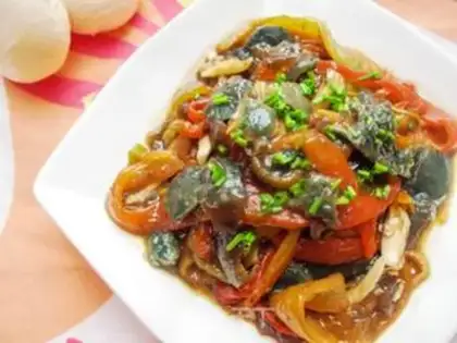 Make Preserved egg with pepper step 7