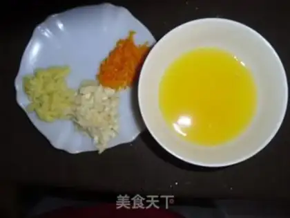 Make stir-fried chicken fillets with fresh orange step 1