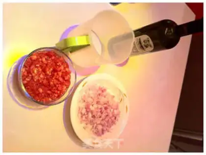 Make pasta with ketchup step 1