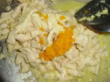 Make stir-fried chicken fillets with fresh orange step 5