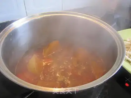 Make Cooking Udon noodles in mixed vegetable soup step 2