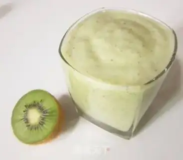 Make Kiwi milkshake step 5