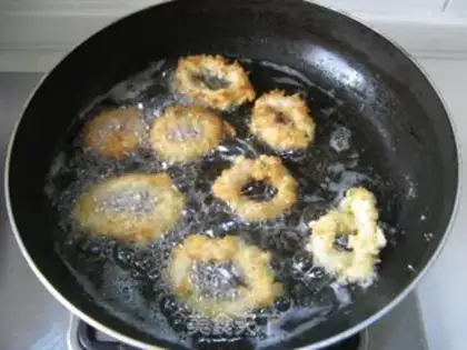 Make Fried squid rings step 6