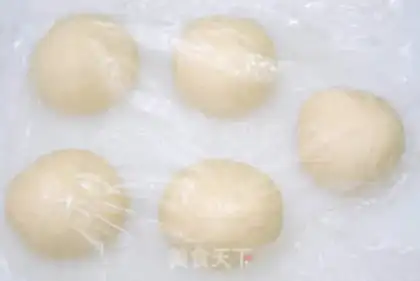 Make Cocoa croissant step 4