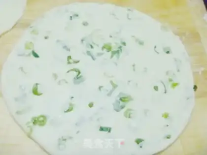 Make Multi-layer chopped green onion pancakes step 10