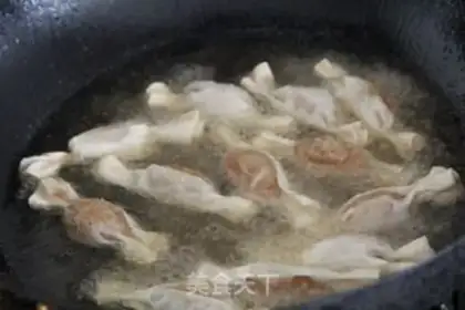 Make Candy wonton step 8