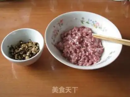 Make Cabbage casserole meatballs step 0