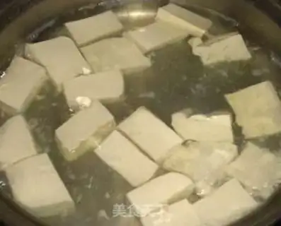 Make Horseshoe tofu meatballs step 0