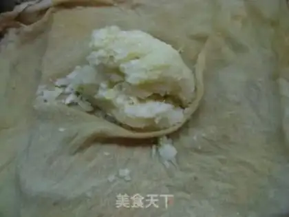 Make Pan-fried buns with pork and cabbage step 4