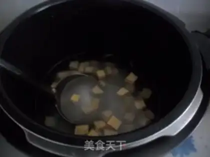 Make sweet potato rice porridge step 5