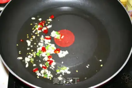 Make Crispy curry red shrimp step 4