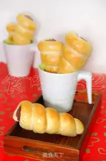 Make cake roll step 51