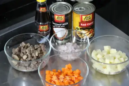 Make Thai curry rice step 2
