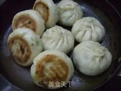 Make Pan-fried buns with pork and cabbage step 15