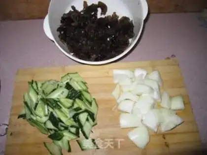 Make Shanxi Oil Pork step 1