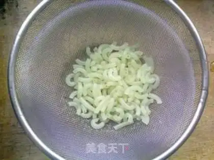 Make Mung bean macaroni syrup step 1