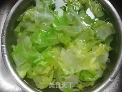 Make Stir green cabbage with stir-fried vegetables step 0