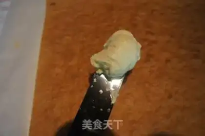 Make cake roll step 60
