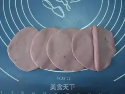 Make Purple sweet potato and rose steamed buns step 3
