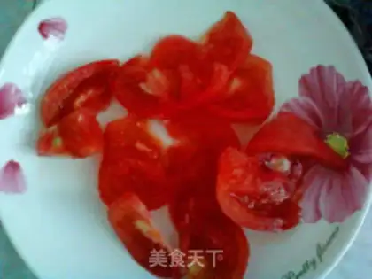 Make Laver, tomato and egg soup step 1