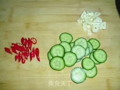 Make Quail preserved egg salad step 2