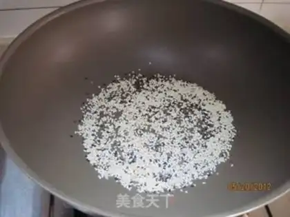 Make Mango and purple potato balls step 7