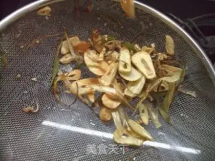 Make Homemade chili oil step 8