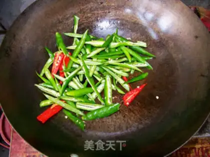 Make Authentic Hunan stir-fried pork step 1