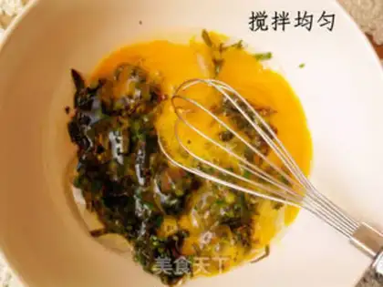 Make Scrambled eggs with Chinese toon step 3