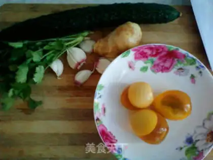 Make Cucumber with cold eggs step 0