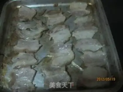Make Fried pork with tofu rolls and salt step 3
