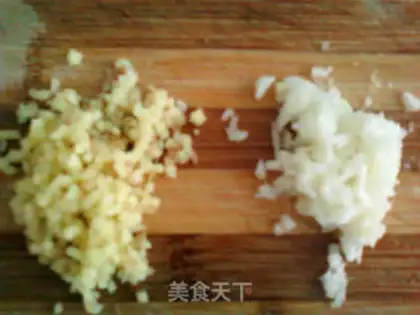 Make Cucumber with cold eggs step 2