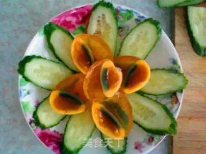 Make Cucumber with cold eggs step 3