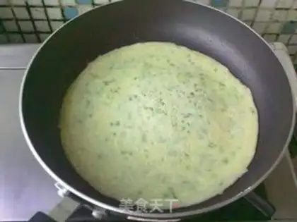 Make onion omelet step 7