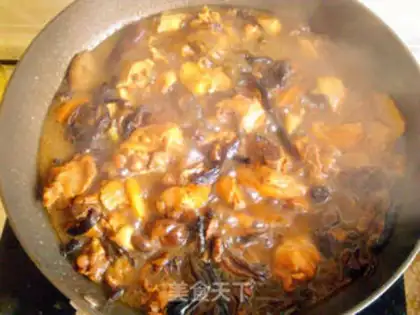Make Chicken stewed hazel mushroom step 14