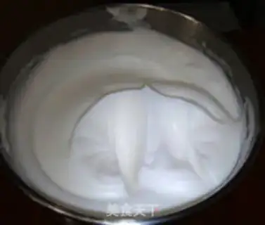 Make Banana Qi Feng Cake Roll step 2