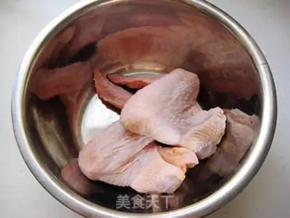 Make Roasted chicken wings in sauce step 0