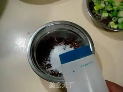 Make Crispy camphor tea duck step 1