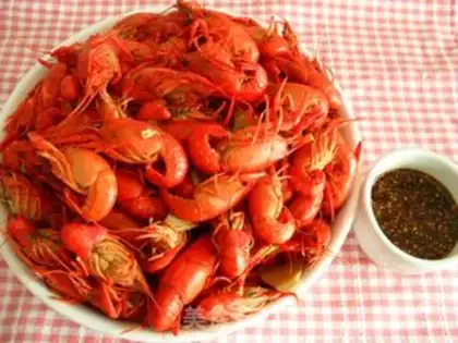 Make hand-peeled crayfish step 4