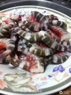 Make Jiwei shrimp with salt and pepper step 0