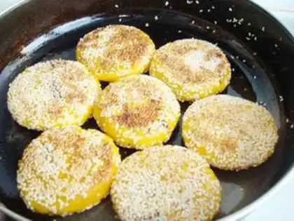 Make Sesame-scented pumpkin cake step 9