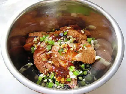 Make Roasted chicken wings in sauce step 2