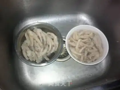 Make pickled chicken feet step 4