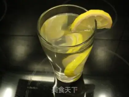 Make honey lemon tea step 4