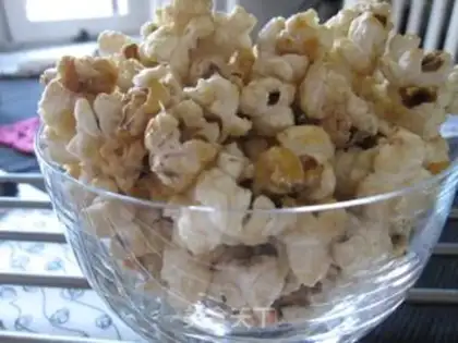 Make Vanilla cream popcorn step 6